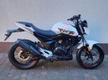 biały (10).jpg